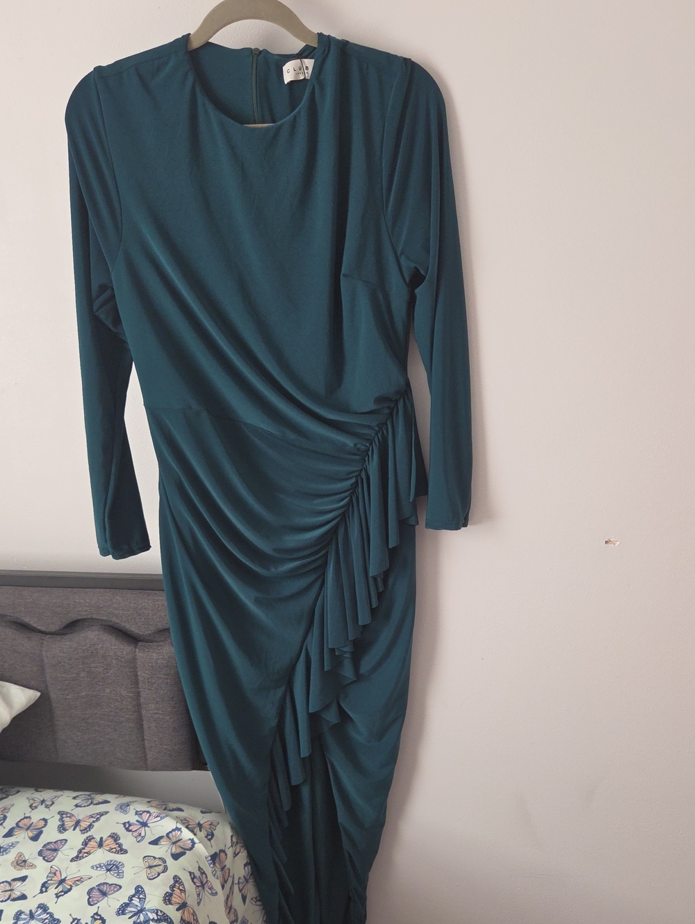 Dolce Vita | Bottle Green Long-Sleeve Ruffle Asymmetric Split Midi Dress